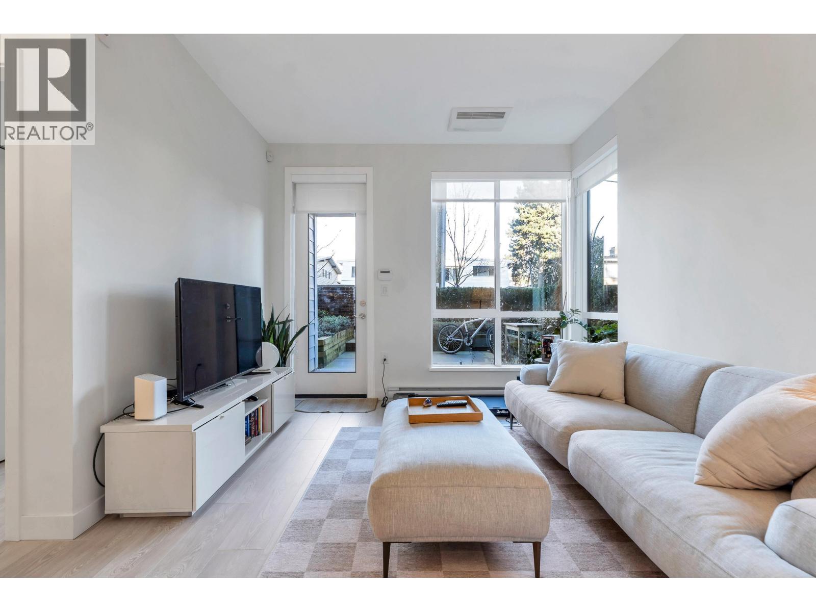 106 7599 15TH Street - photo 2