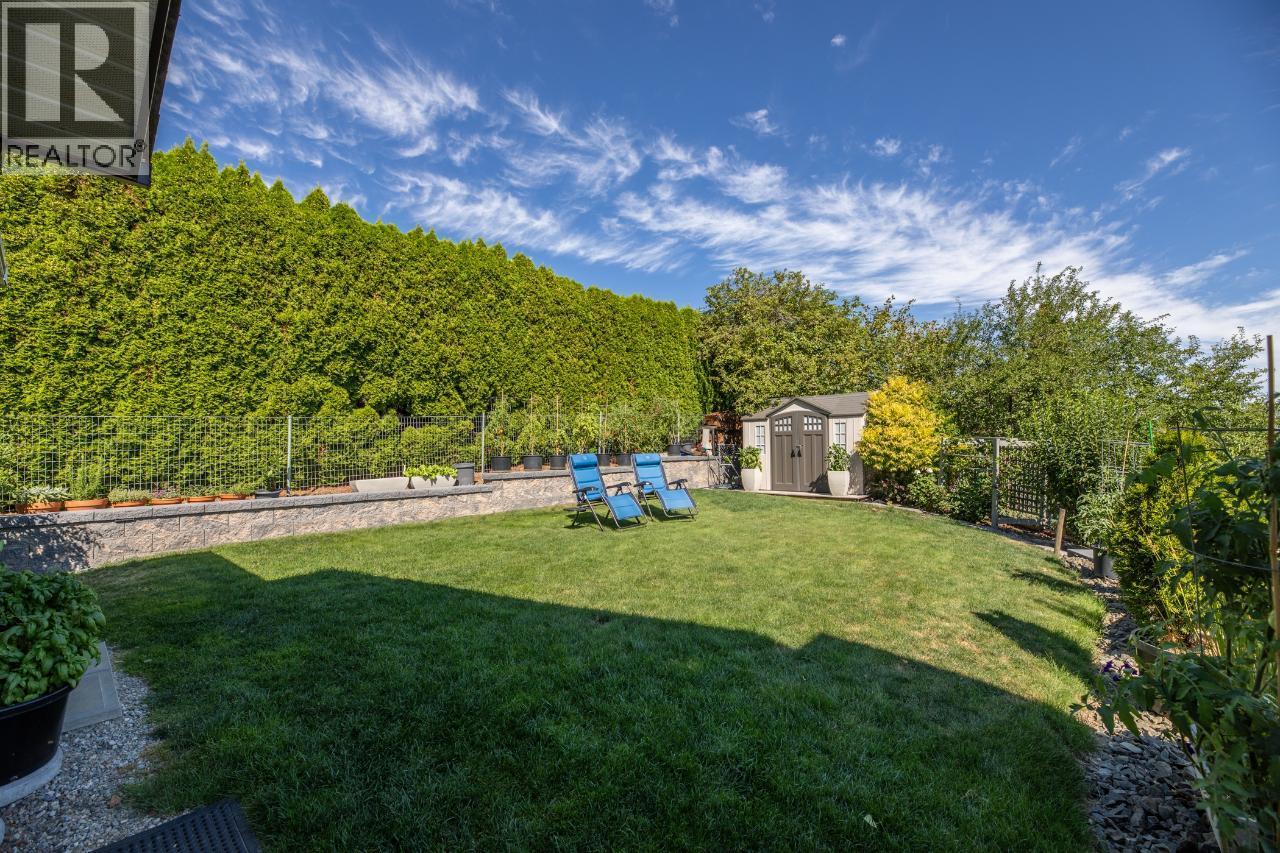 12612 REYNOLDS Avenue, Summerland