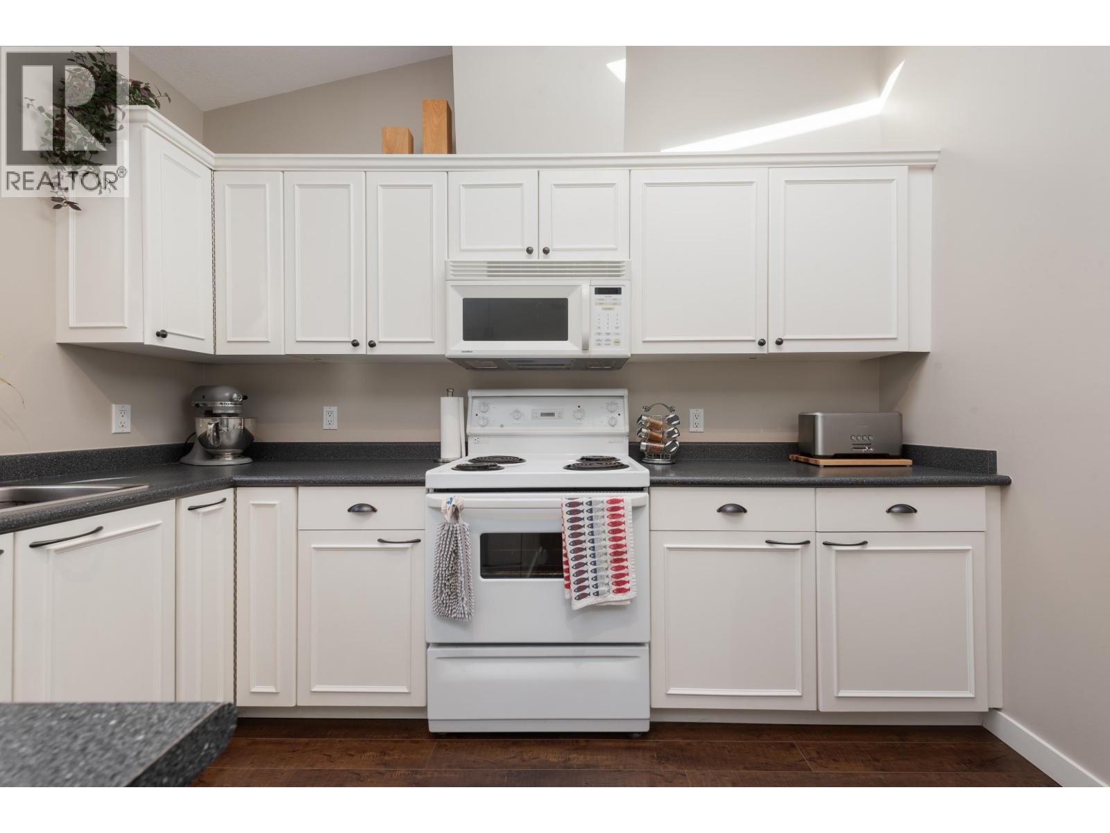 97 1821 WILLOW CRESCENT, Squamish