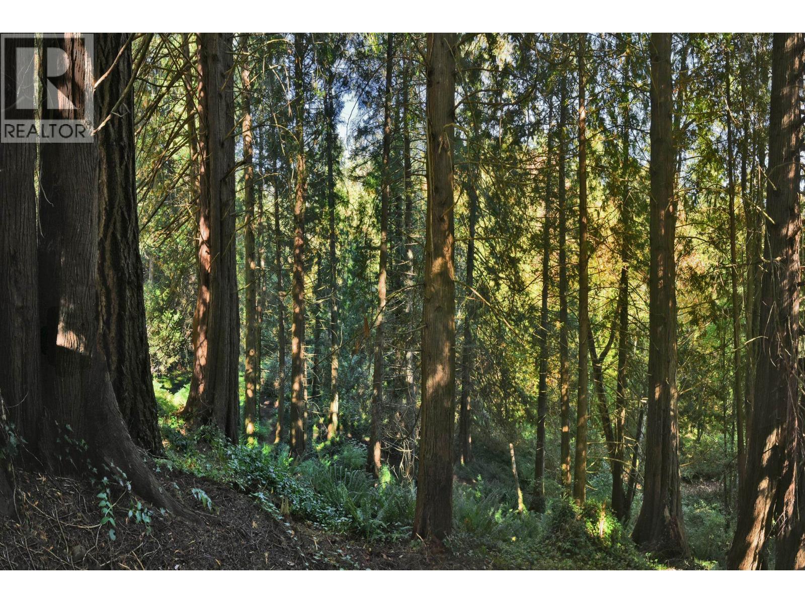 586 BALS LANE, Gibsons