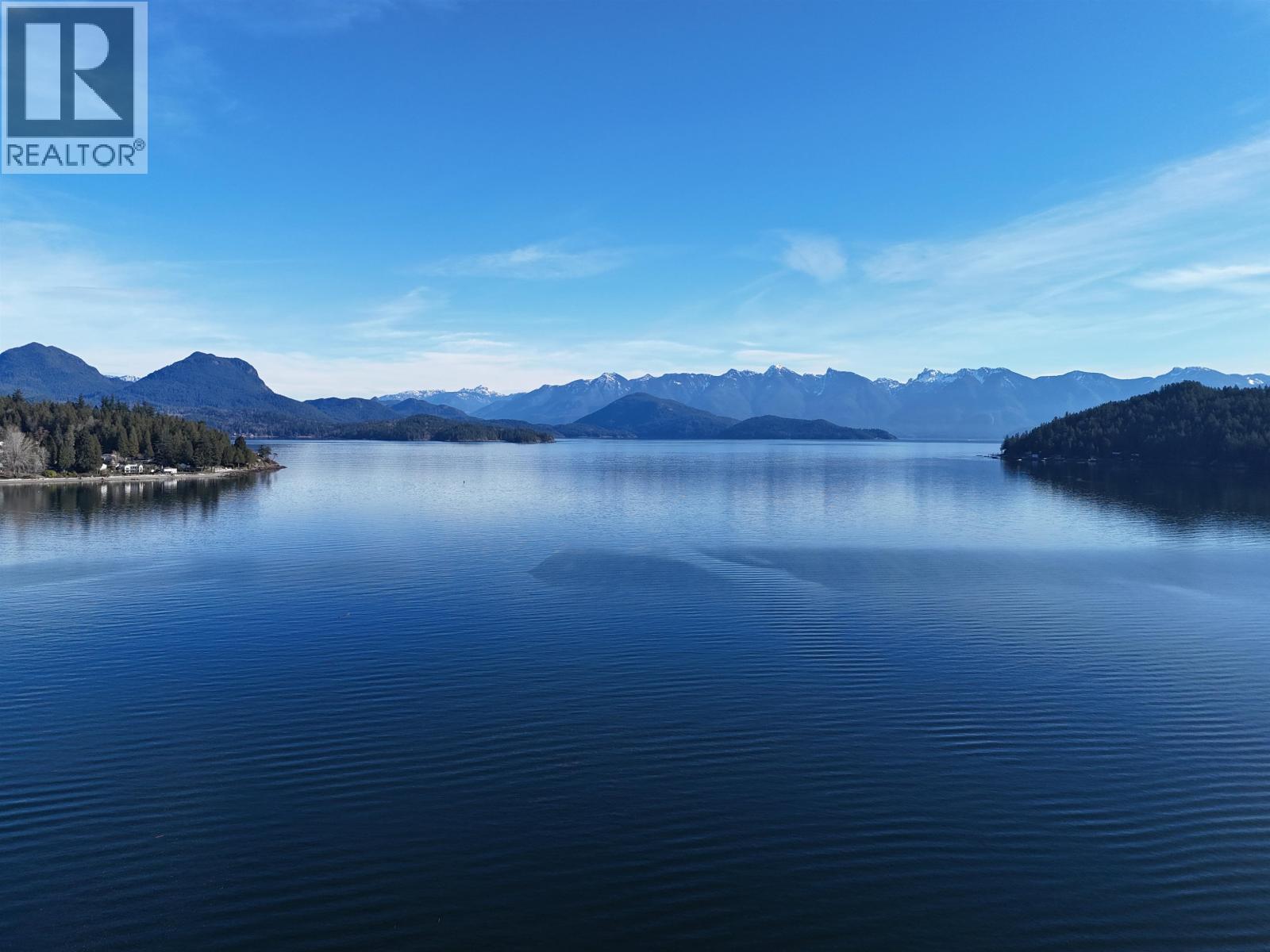 586 BALS LANE, Gibsons