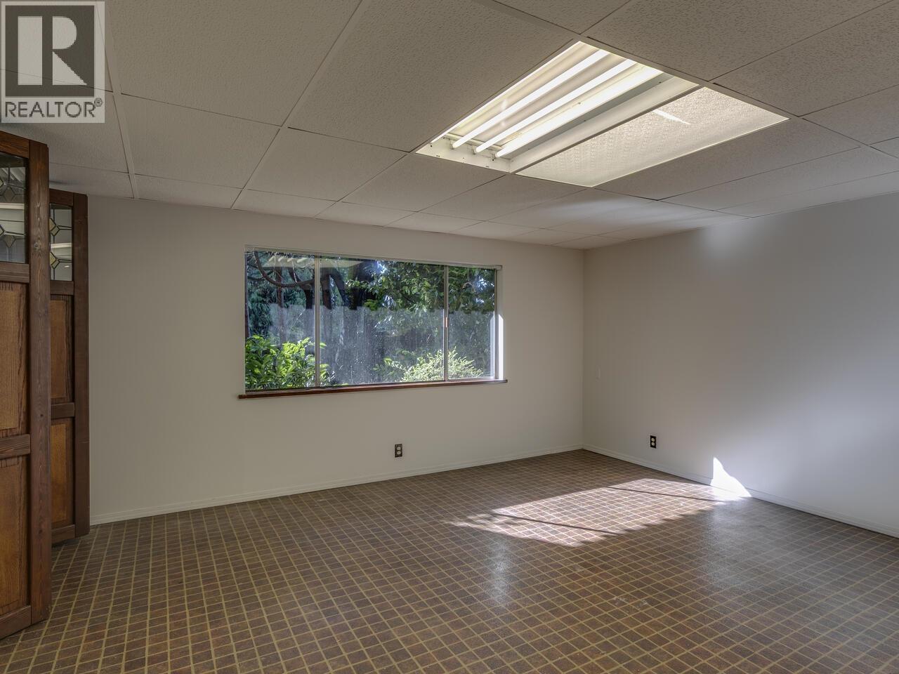 3904 WESTRIDGE AVENUE, West Vancouver