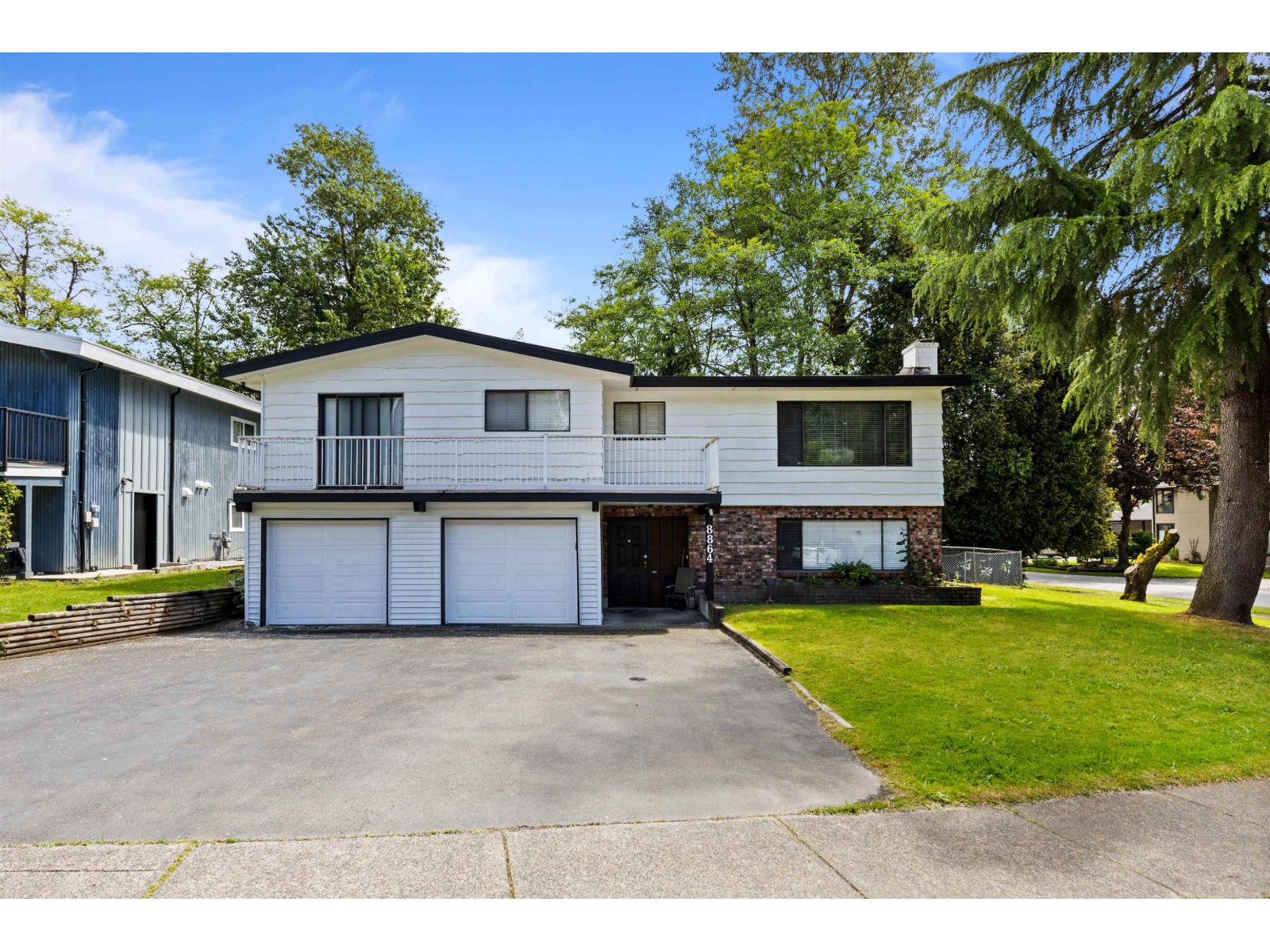 8864 URSUS Crescent - photo 2