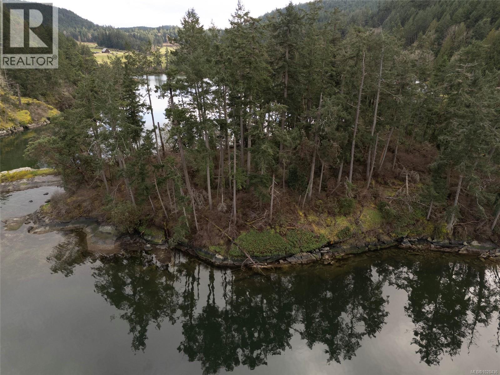 J11 6145 Genoa Bay Rd, Duncan