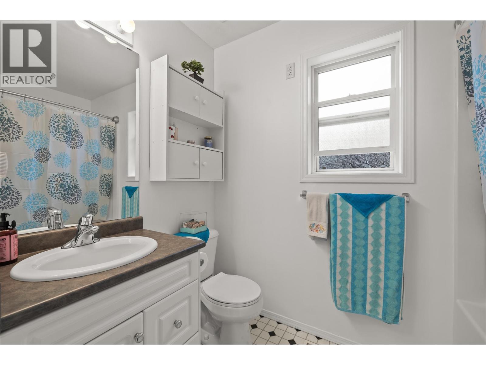 10736 Pinecrest Road, Vernon