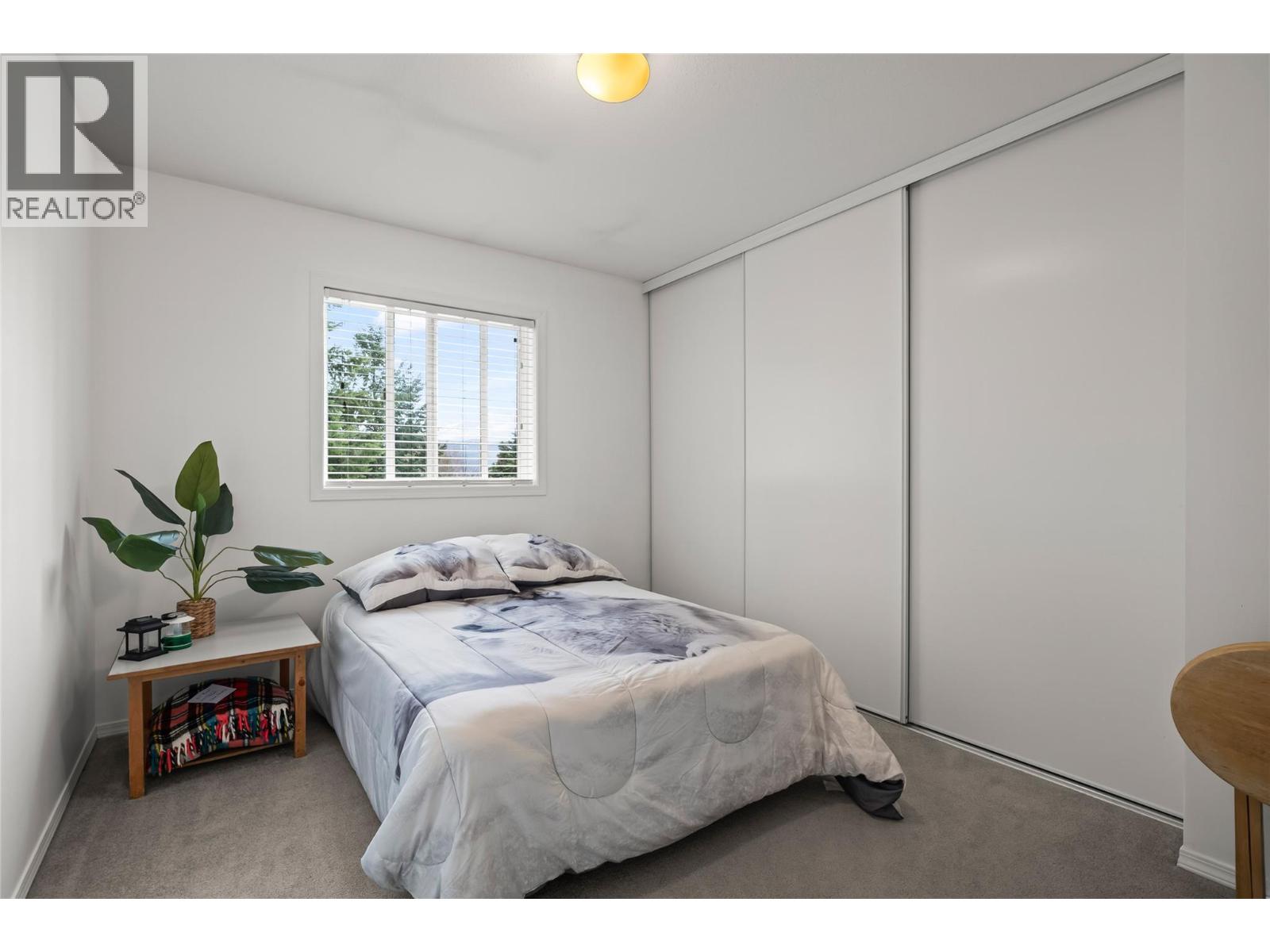 10736 Pinecrest Road, Vernon