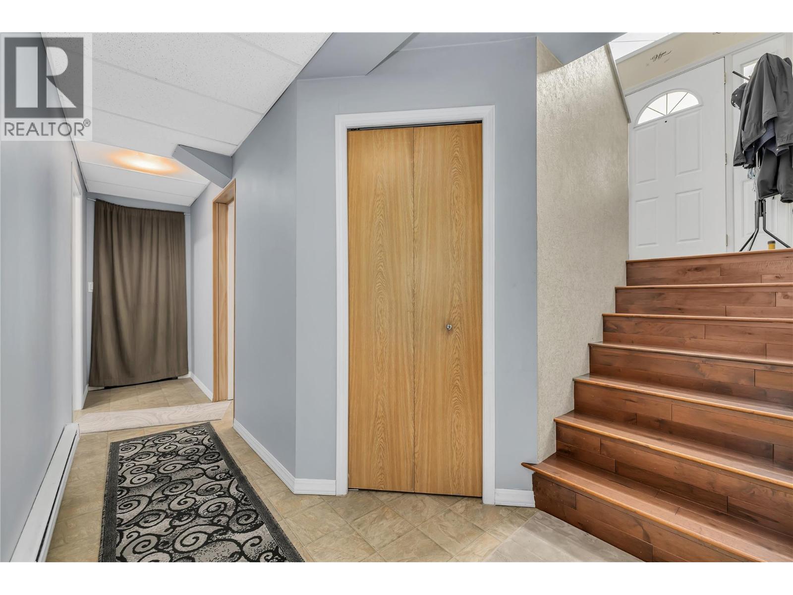 10736 Pinecrest Road, Vernon