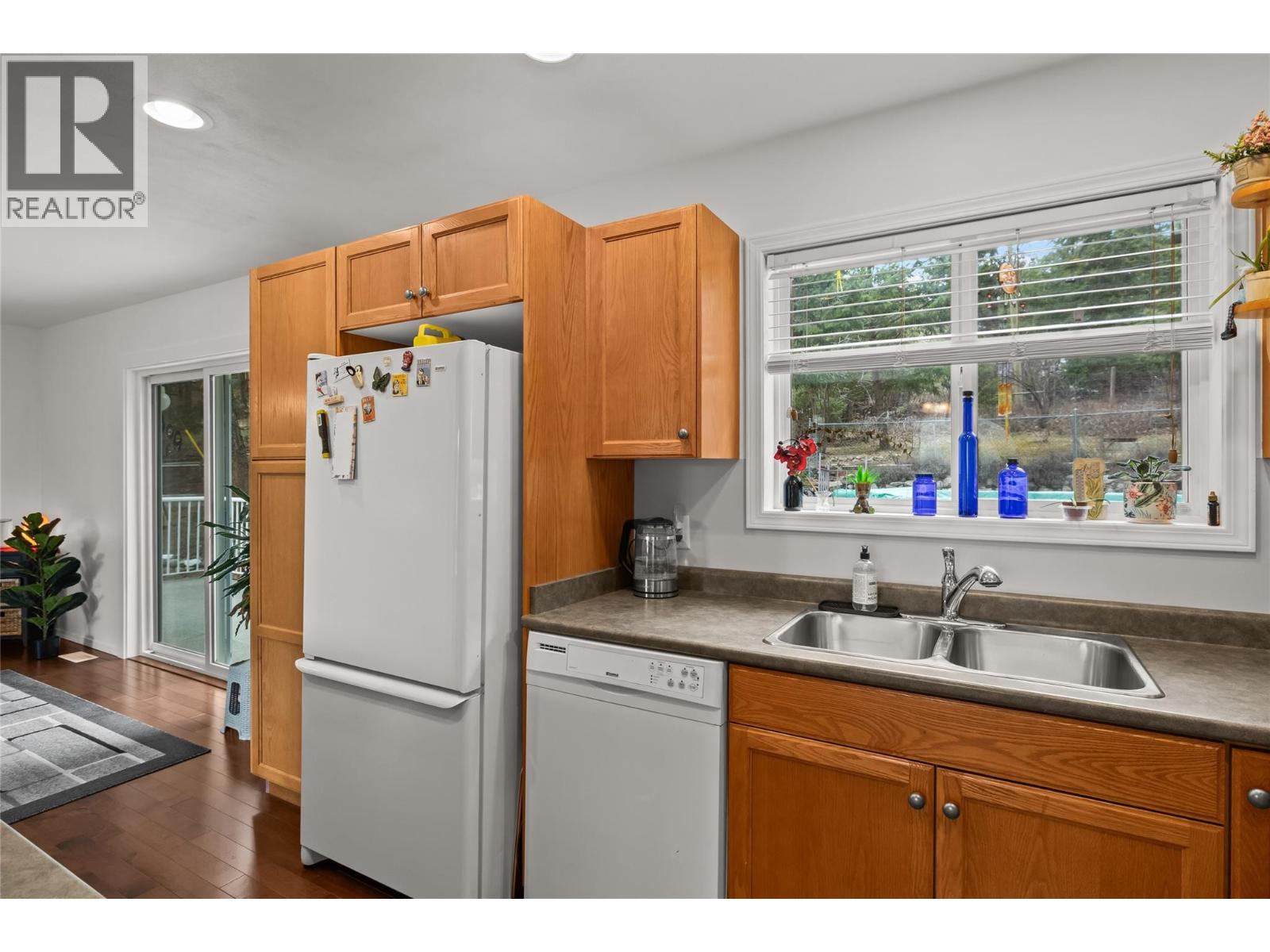 10736 Pinecrest Road, Vernon