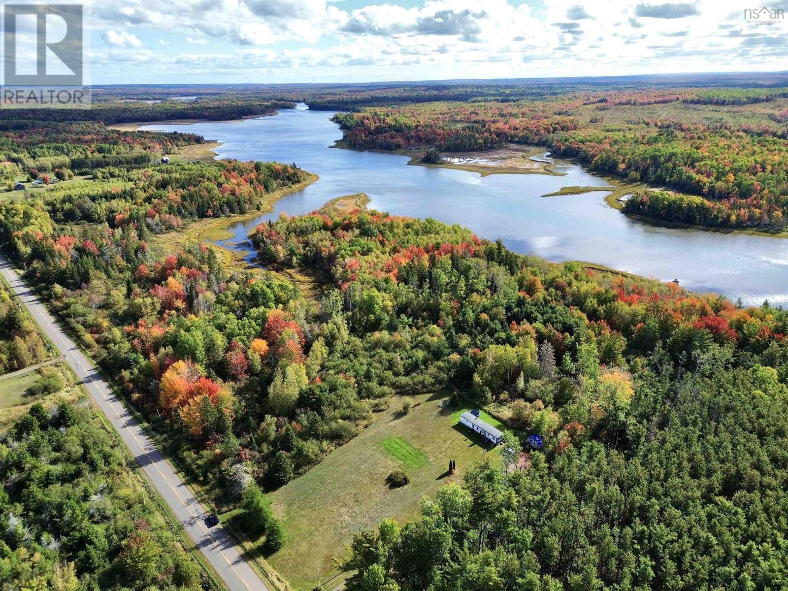 Property 9 of 16 of 886 Pugwash River Road