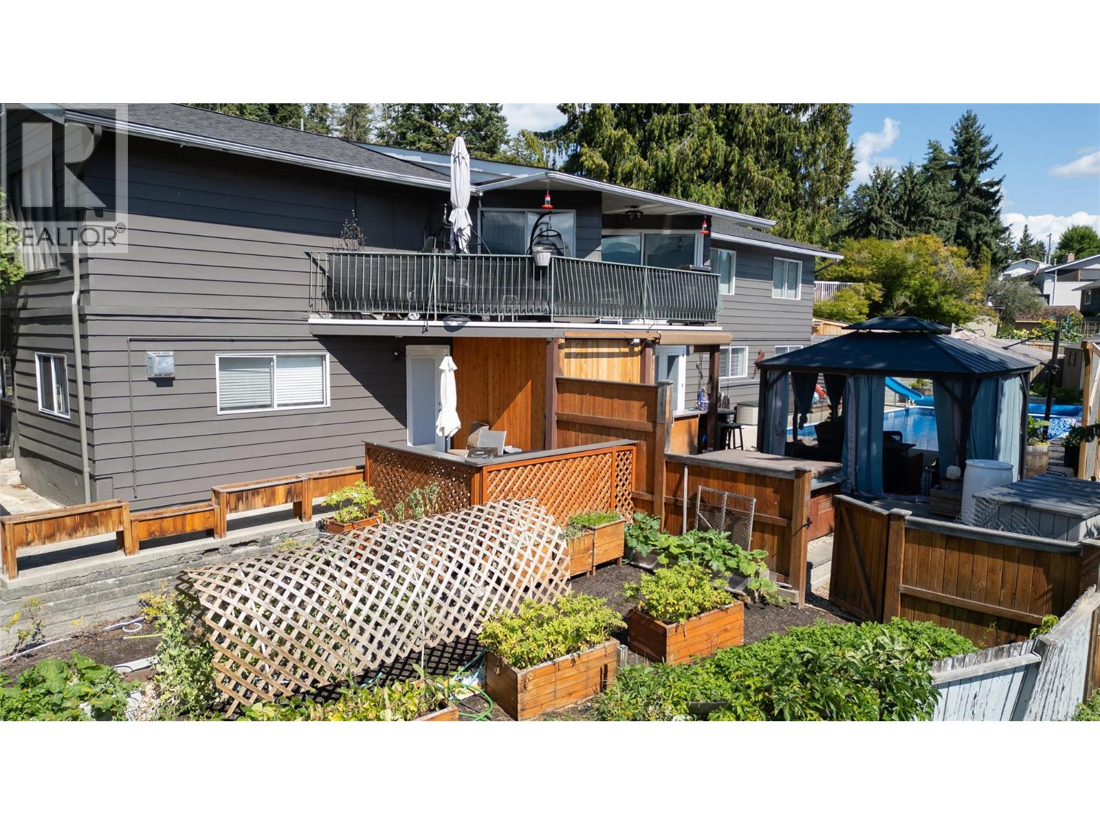 1850 28 Avenue NE, Salmon Arm