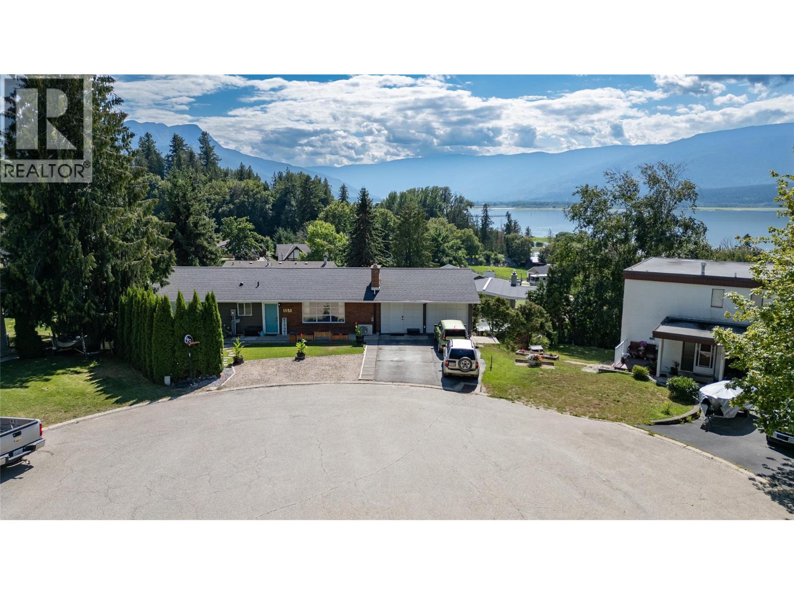 1850 28 Avenue NE, Salmon Arm
