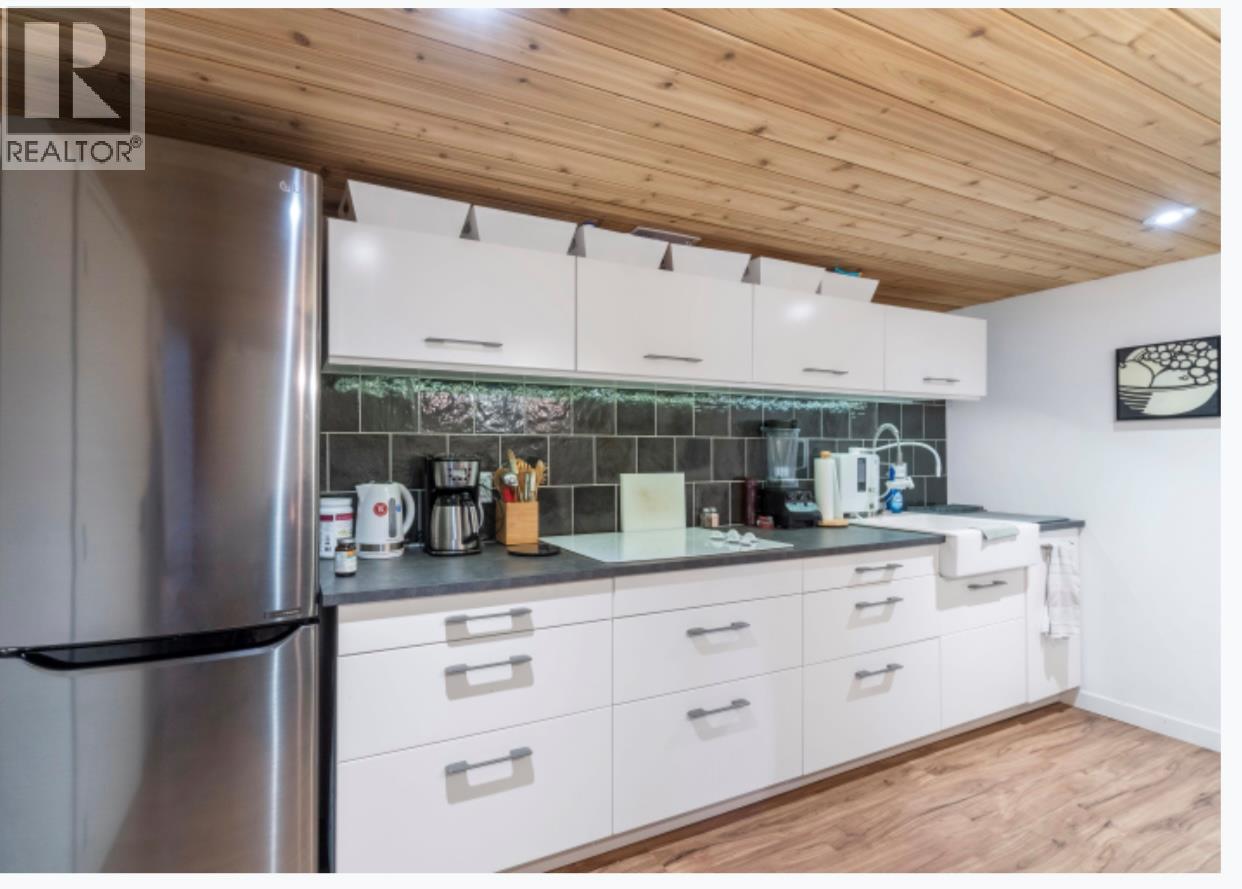 1850 28 Avenue NE, Salmon Arm