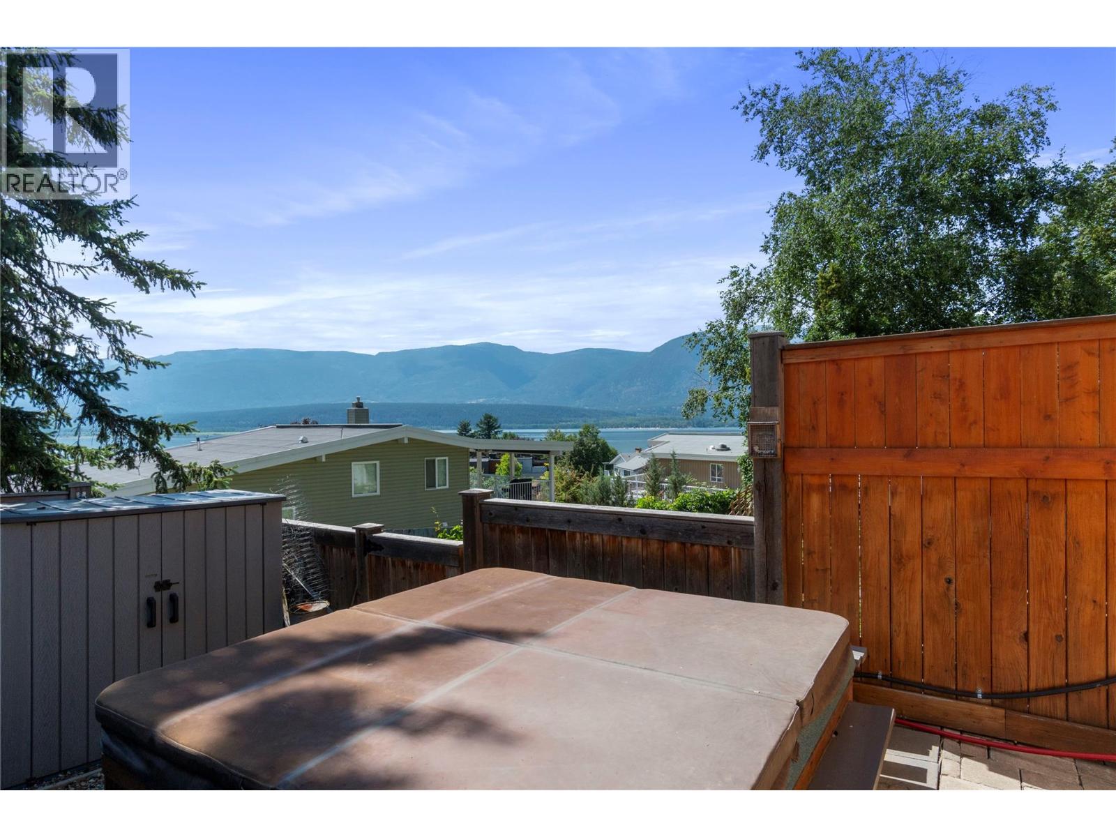 1850 28 Avenue NE, Salmon Arm