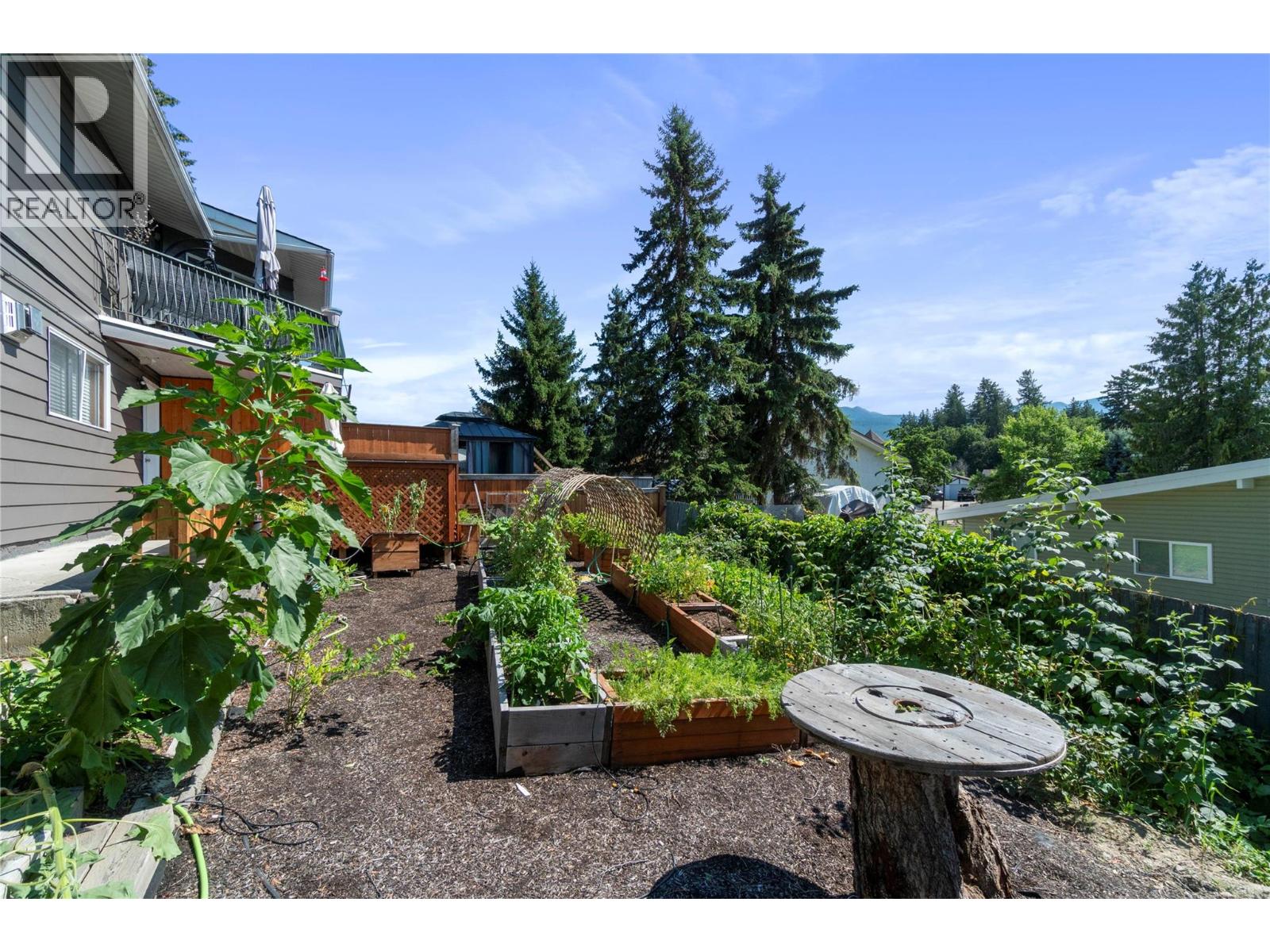 1850 28 Avenue NE, Salmon Arm