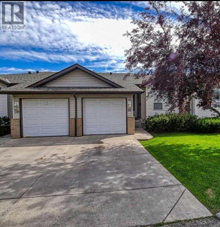 
          74 Tararidge Circle Northeast
            <br/>
            <span>Calgary</span>
            , 
            <span>AB</span>
             <span>T3J3W4</span>
         - Photo 8