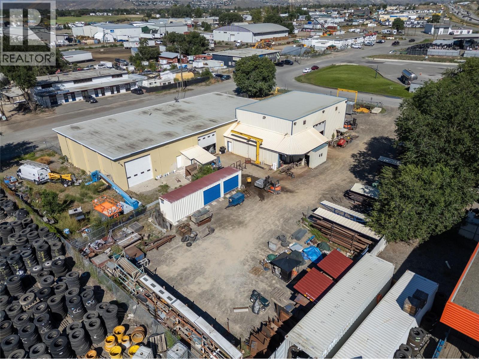  733 TAGISH Street, Kamloops