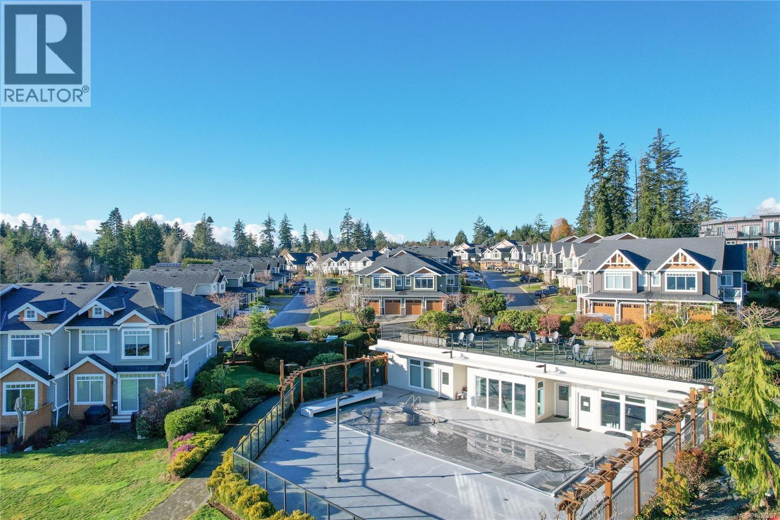 10 6995 Nordin Rd, Sooke