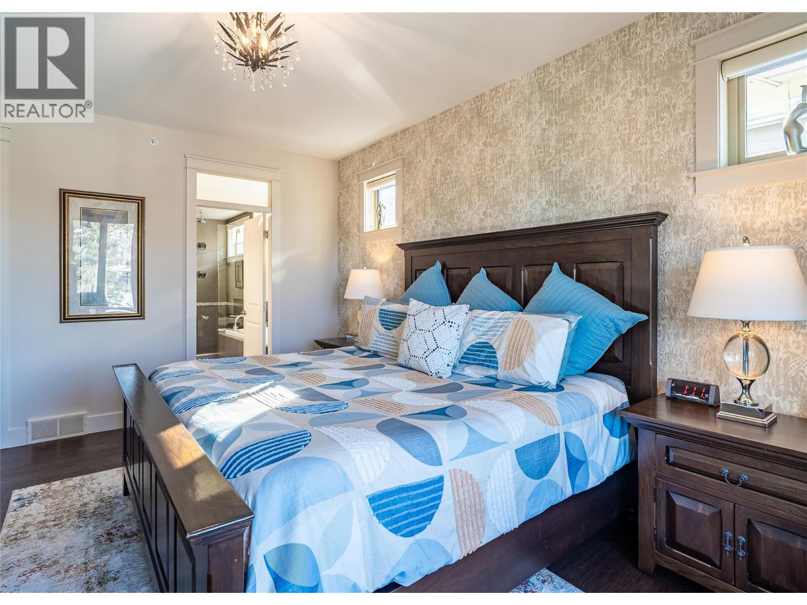 314 Dormie Point, Vernon