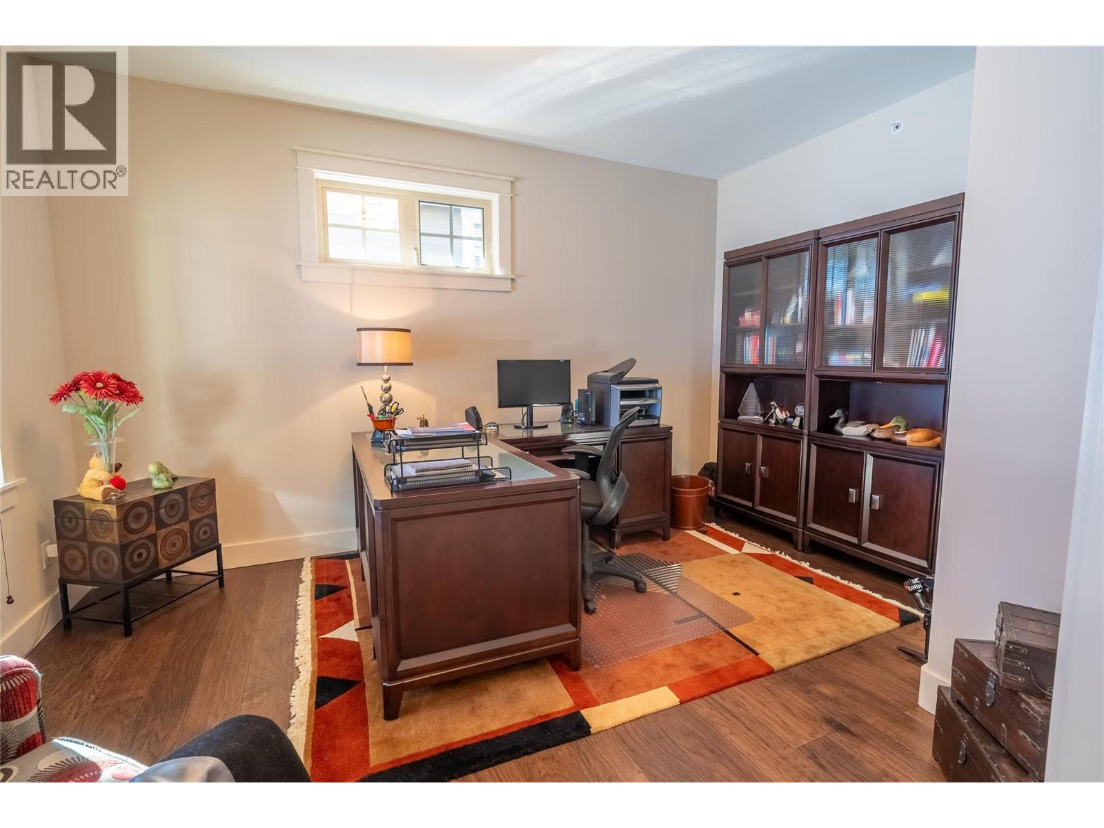 314 Dormie Point, Vernon