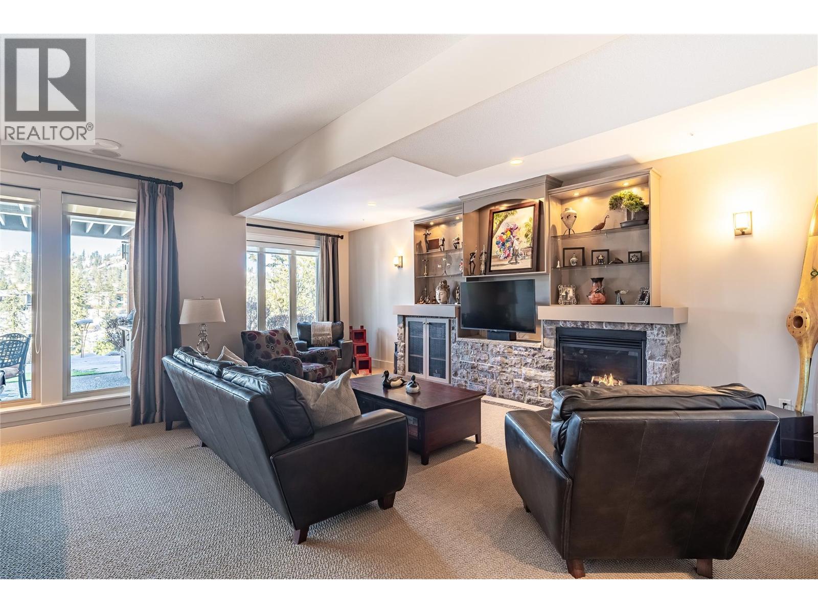 314 Dormie Point, Vernon