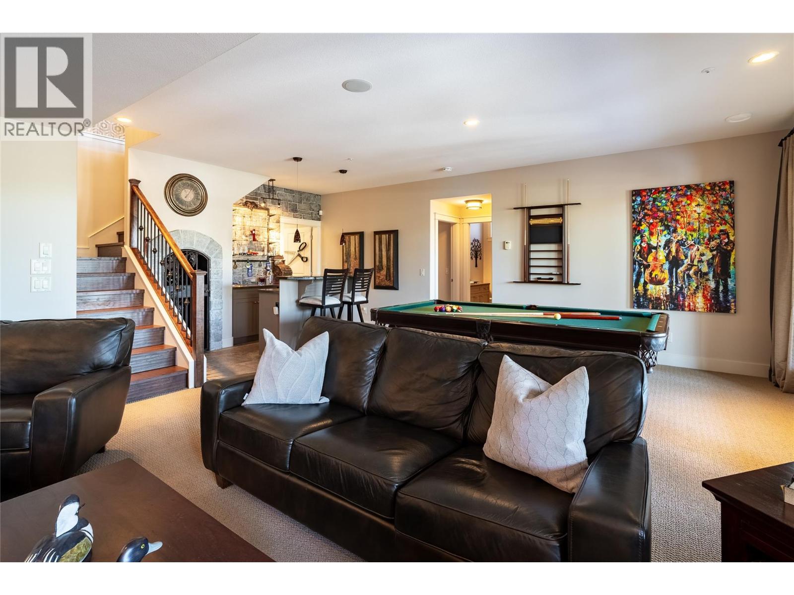 314 Dormie Point, Vernon