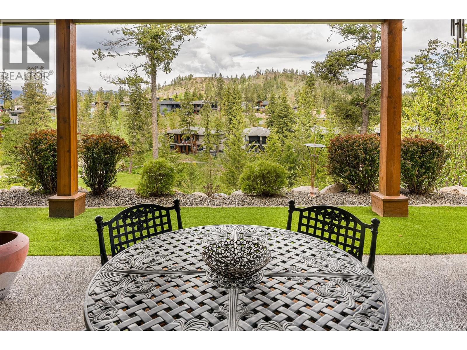 314 Dormie Point, Vernon