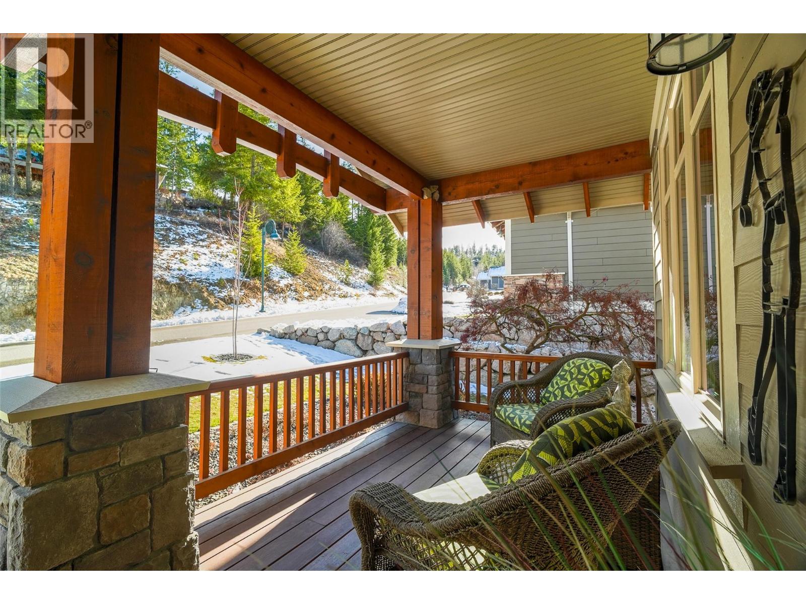 314 Dormie Point, Vernon