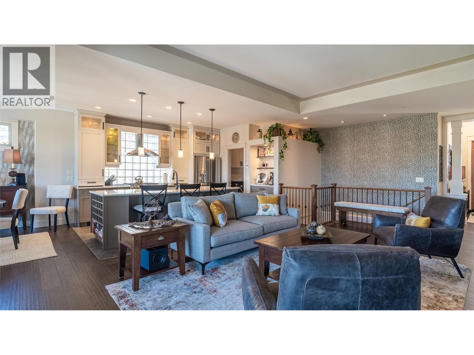 314 Dormie Point, Vernon