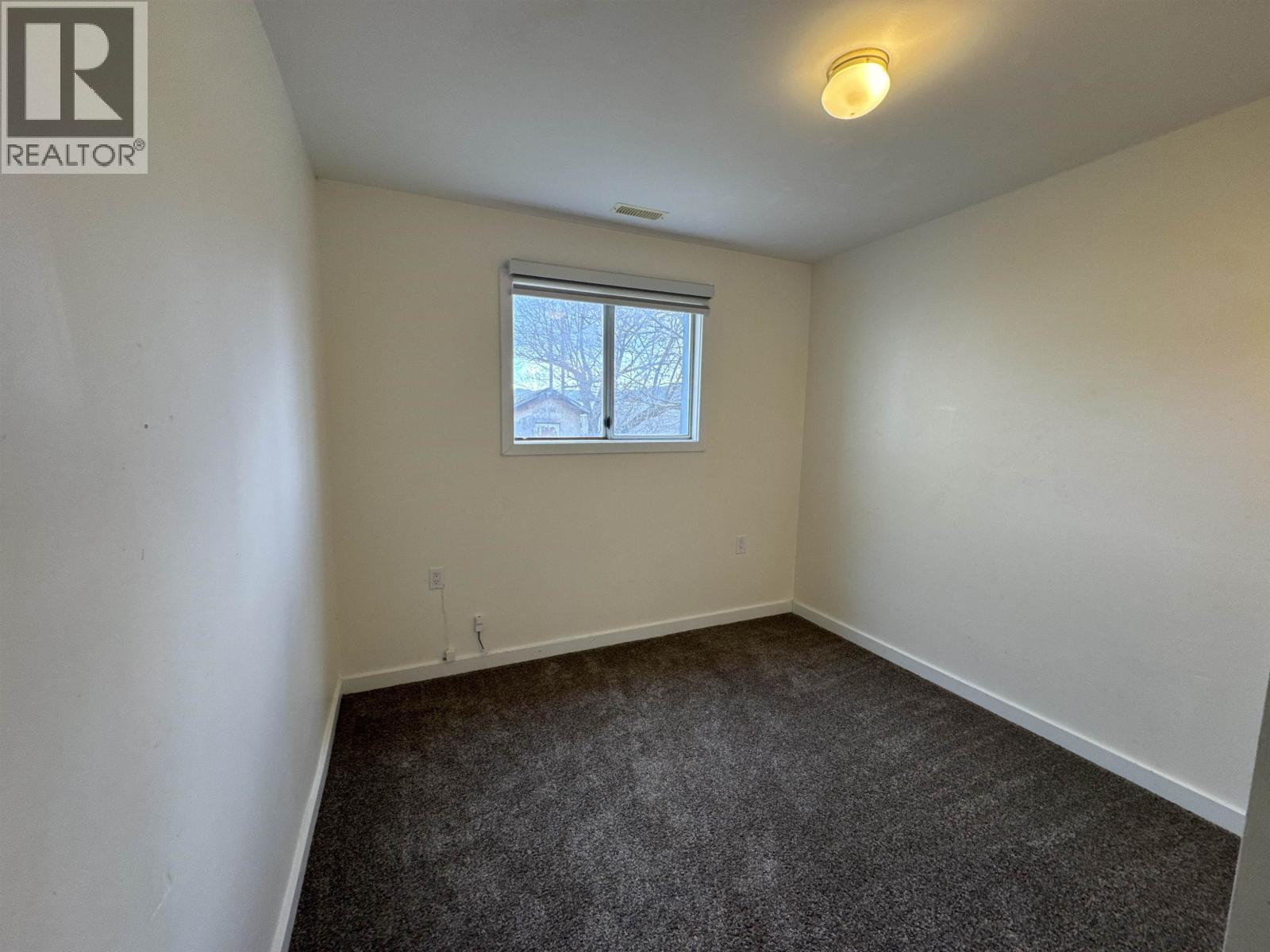 242 S THIRD AVENUE, Williams Lake