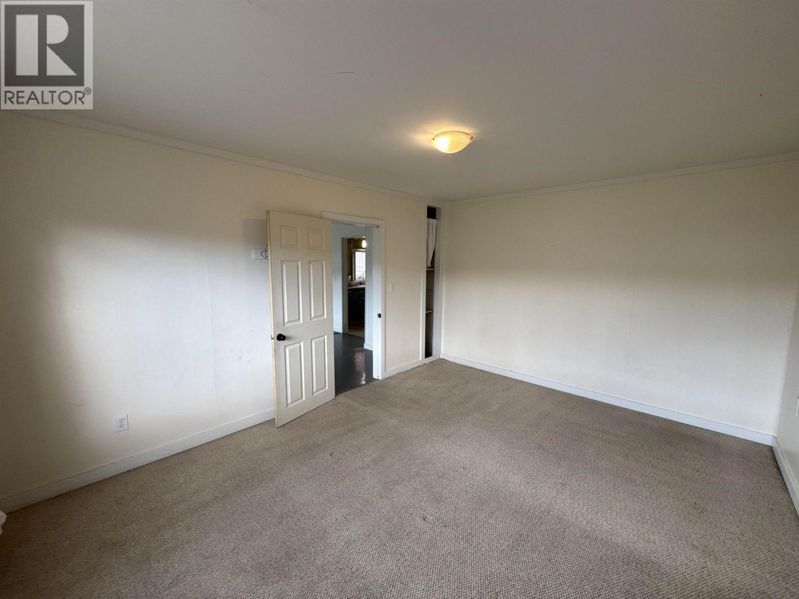 242 S THIRD AVENUE, Williams Lake