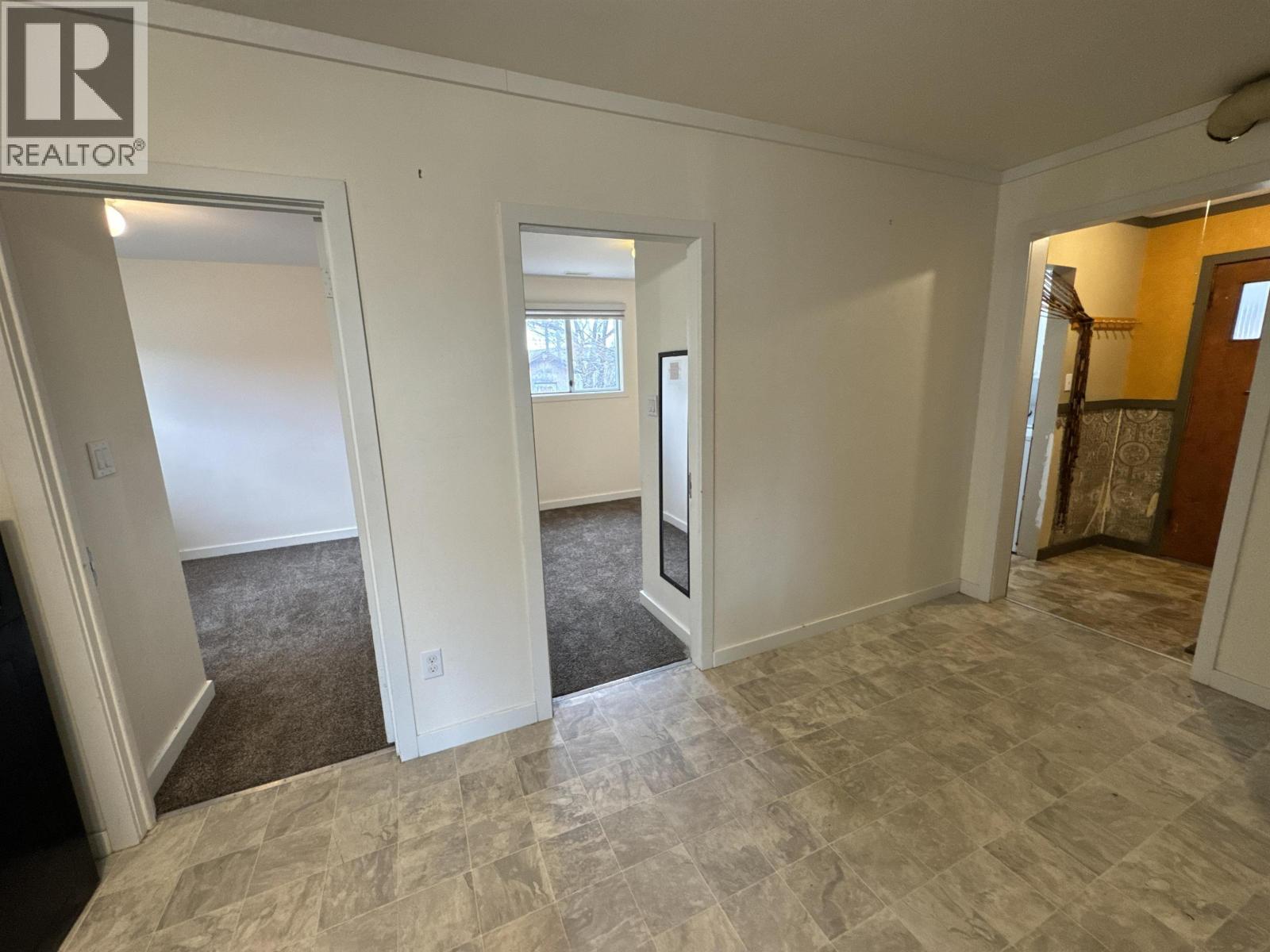 242 S THIRD AVENUE, Williams Lake