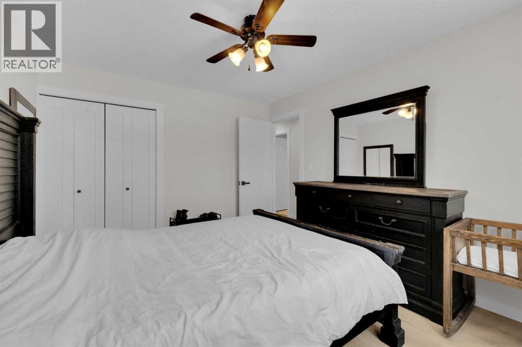 42 Valley Crescent, Lacombe