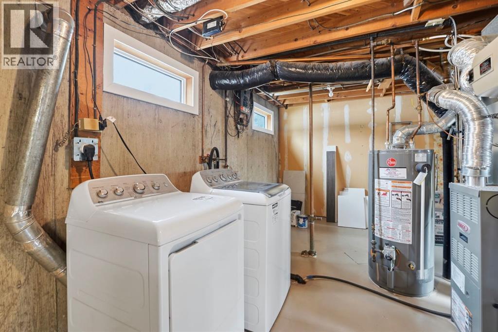 Single Family House Bi-level for Sale in   Avenue NW Huntington Hills Calgary 