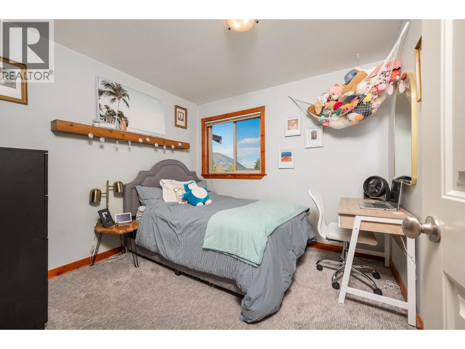 1130 7th Avenue SE, Salmon Arm