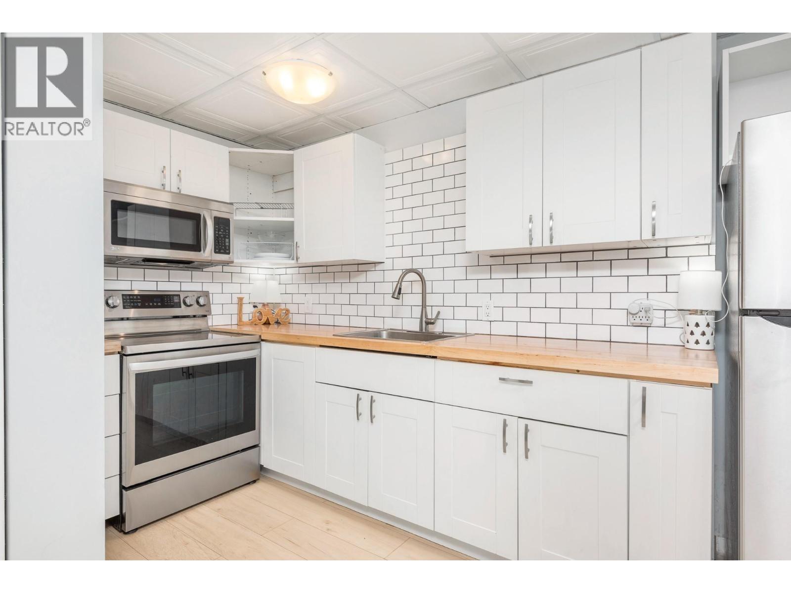 1130 7th Avenue SE, Salmon Arm