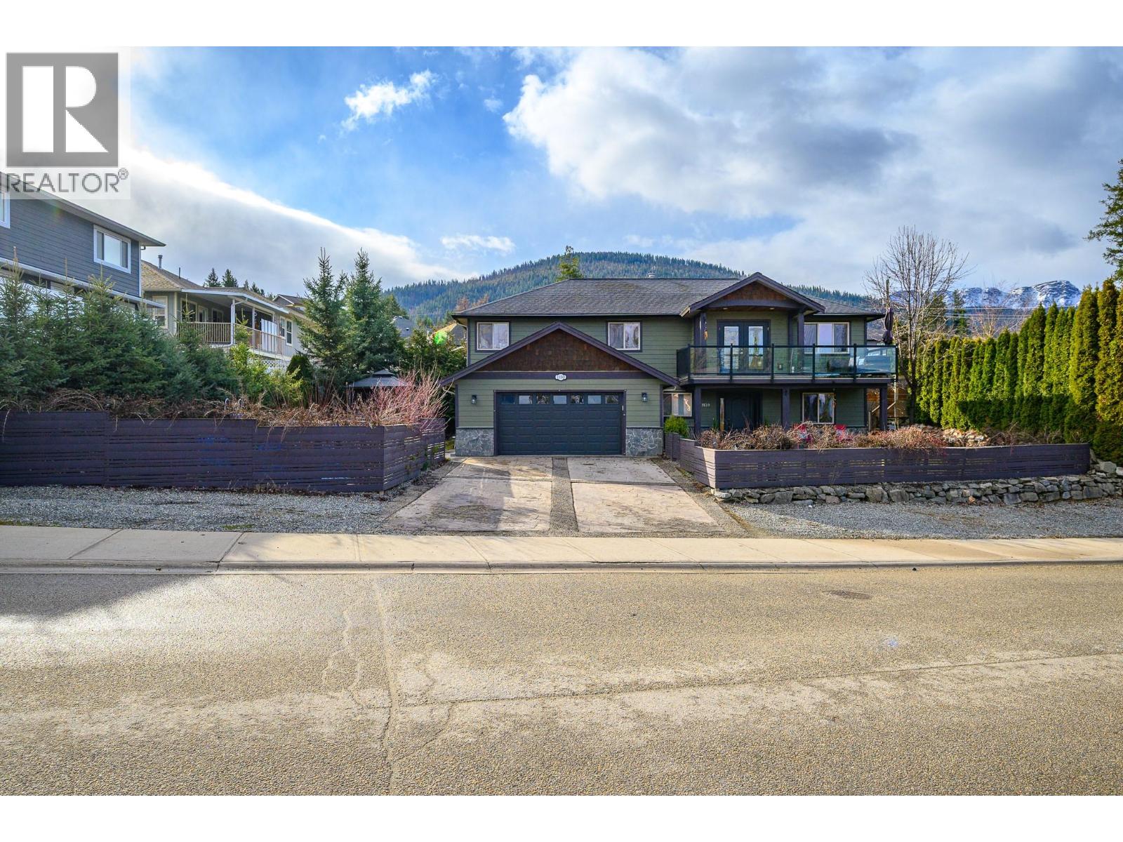 1130 7th Avenue SE, Salmon Arm