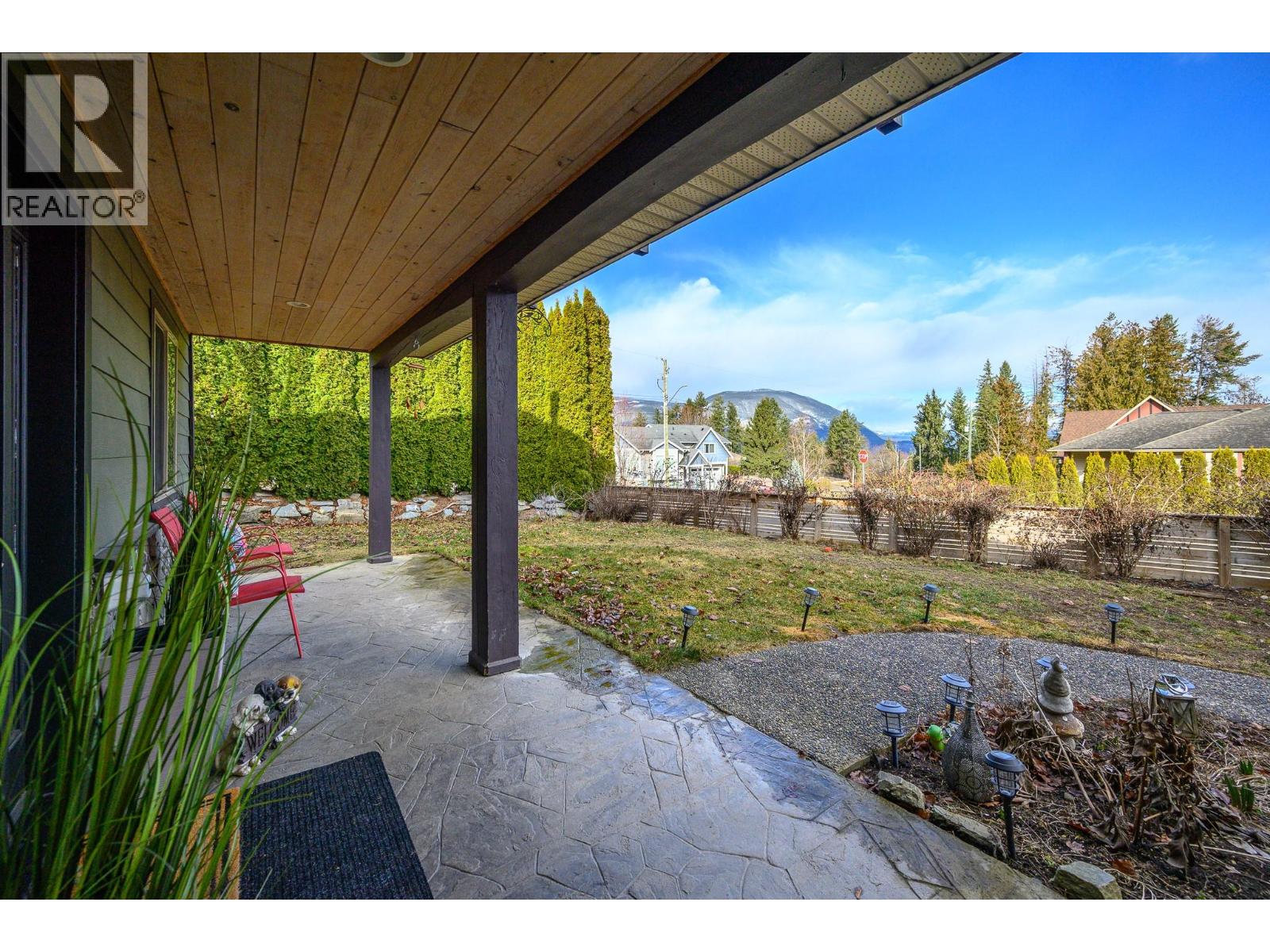 1130 7th Avenue SE, Salmon Arm