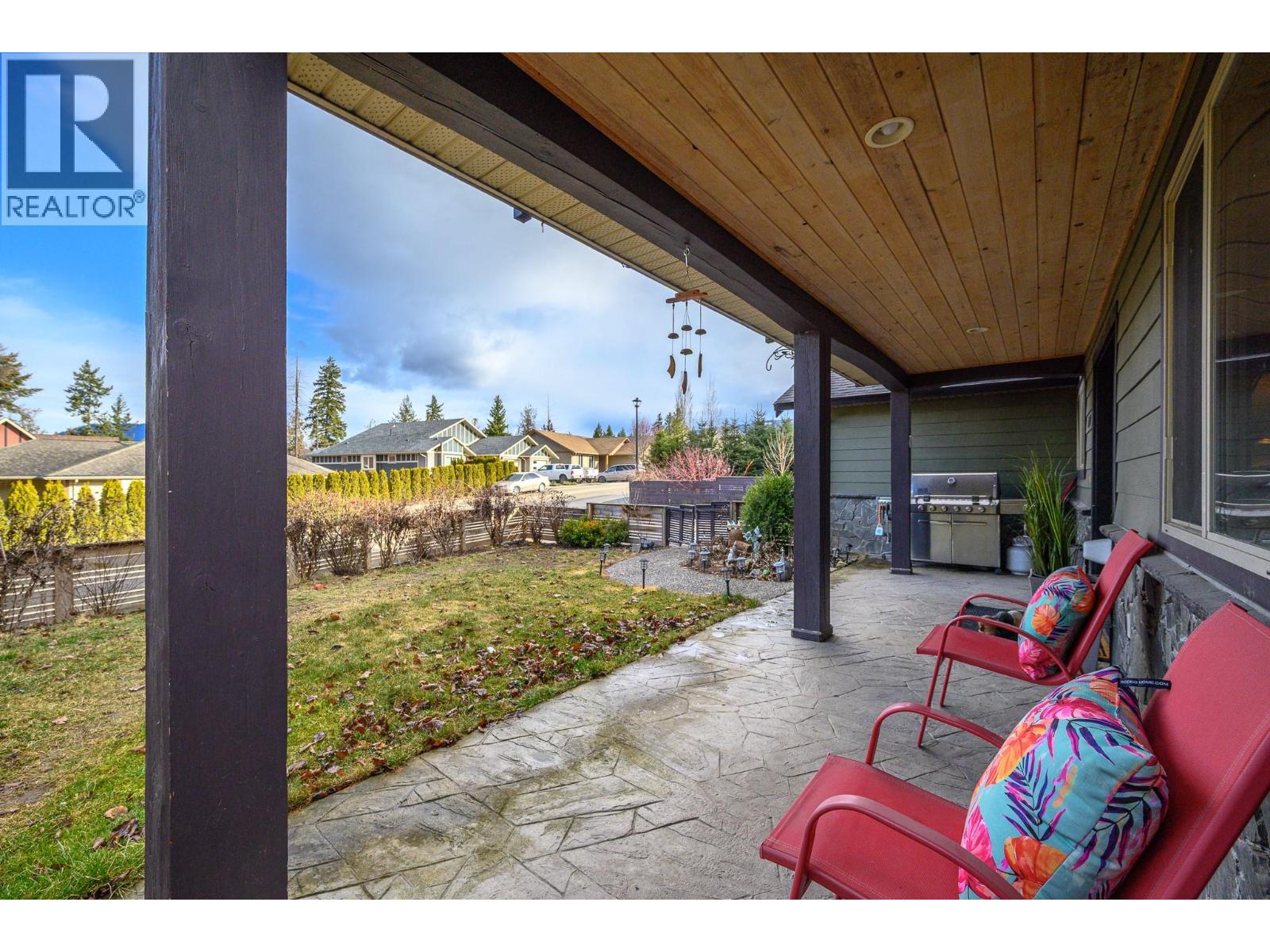 1130 7th Avenue SE, Salmon Arm