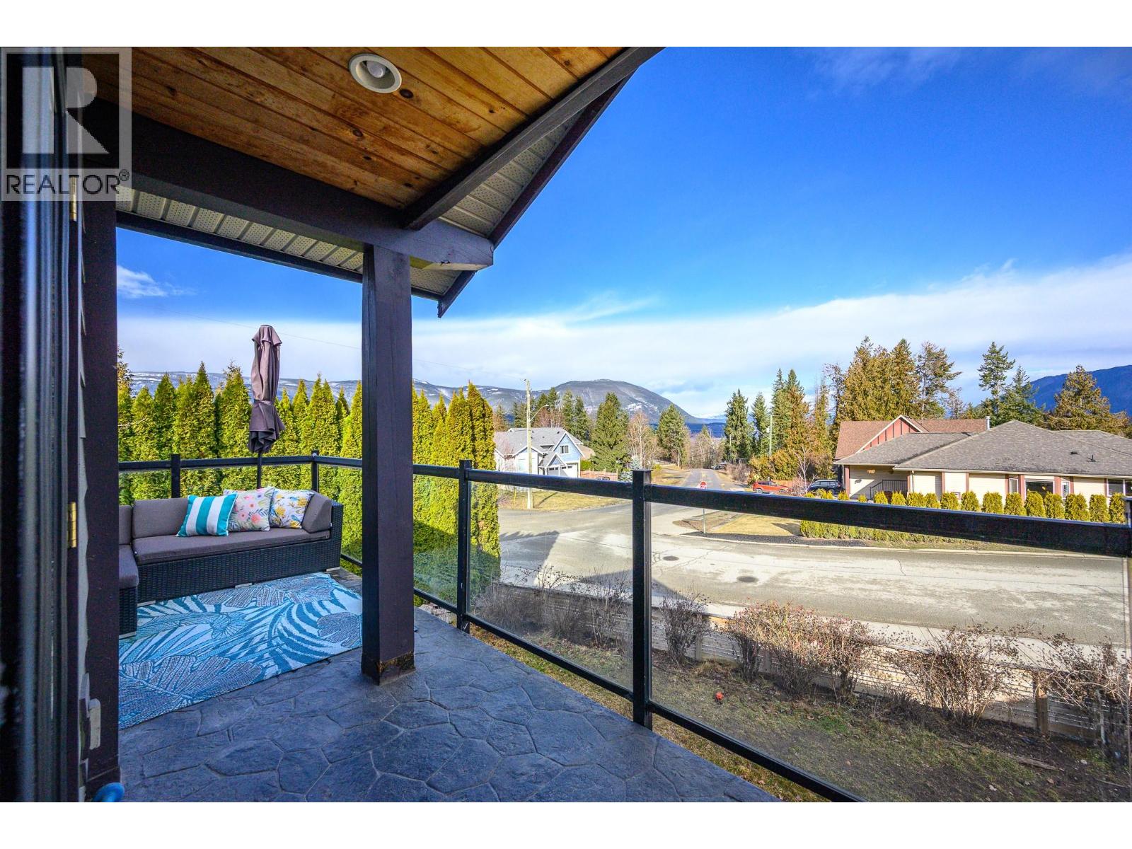 1130 7th Avenue SE, Salmon Arm
