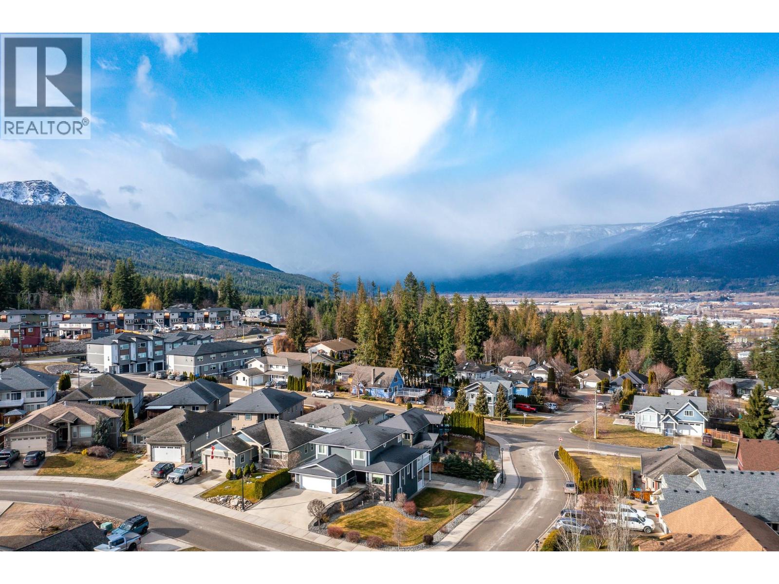 1130 7th Avenue SE, Salmon Arm