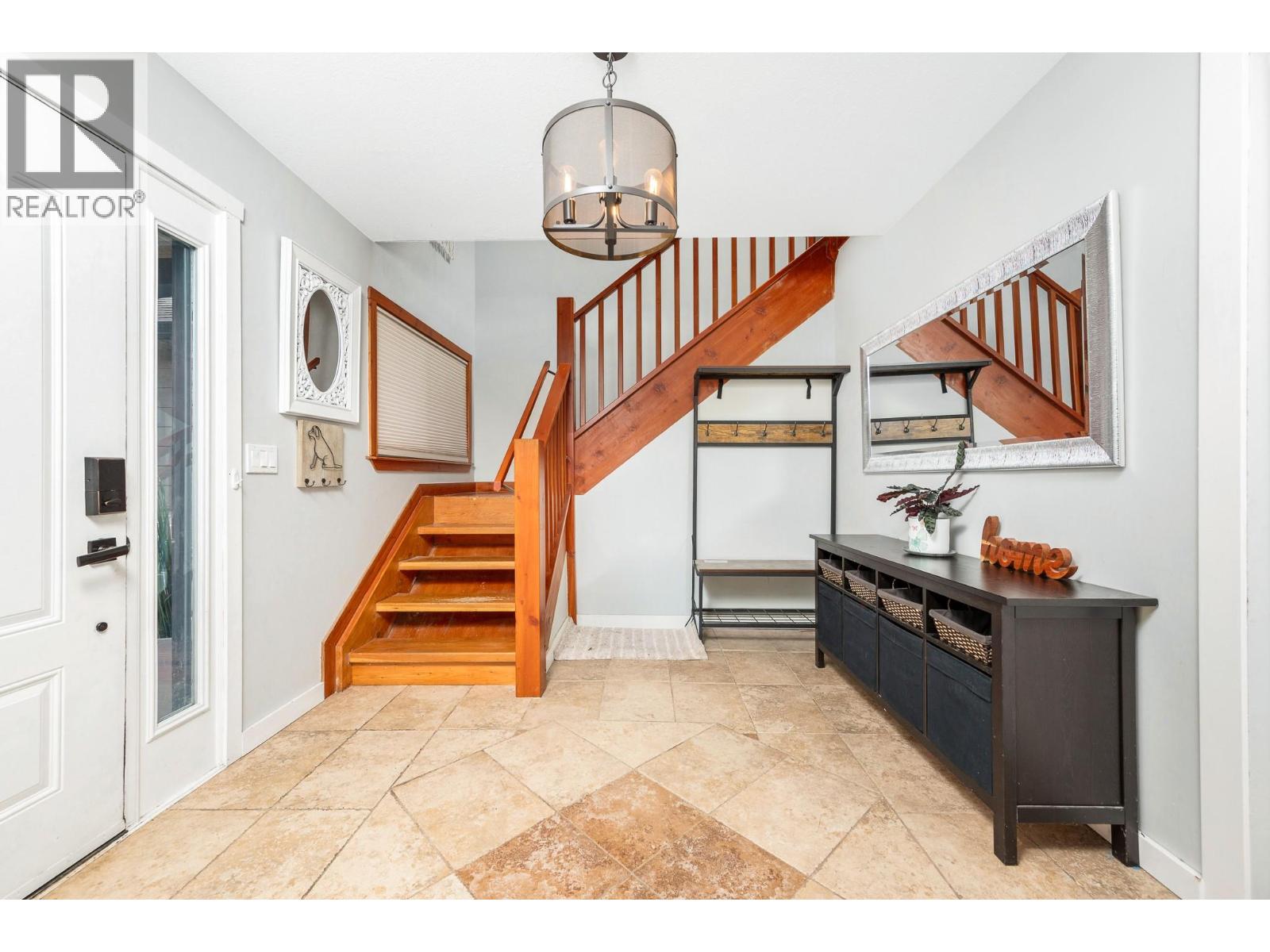 1130 7th Avenue SE, Salmon Arm