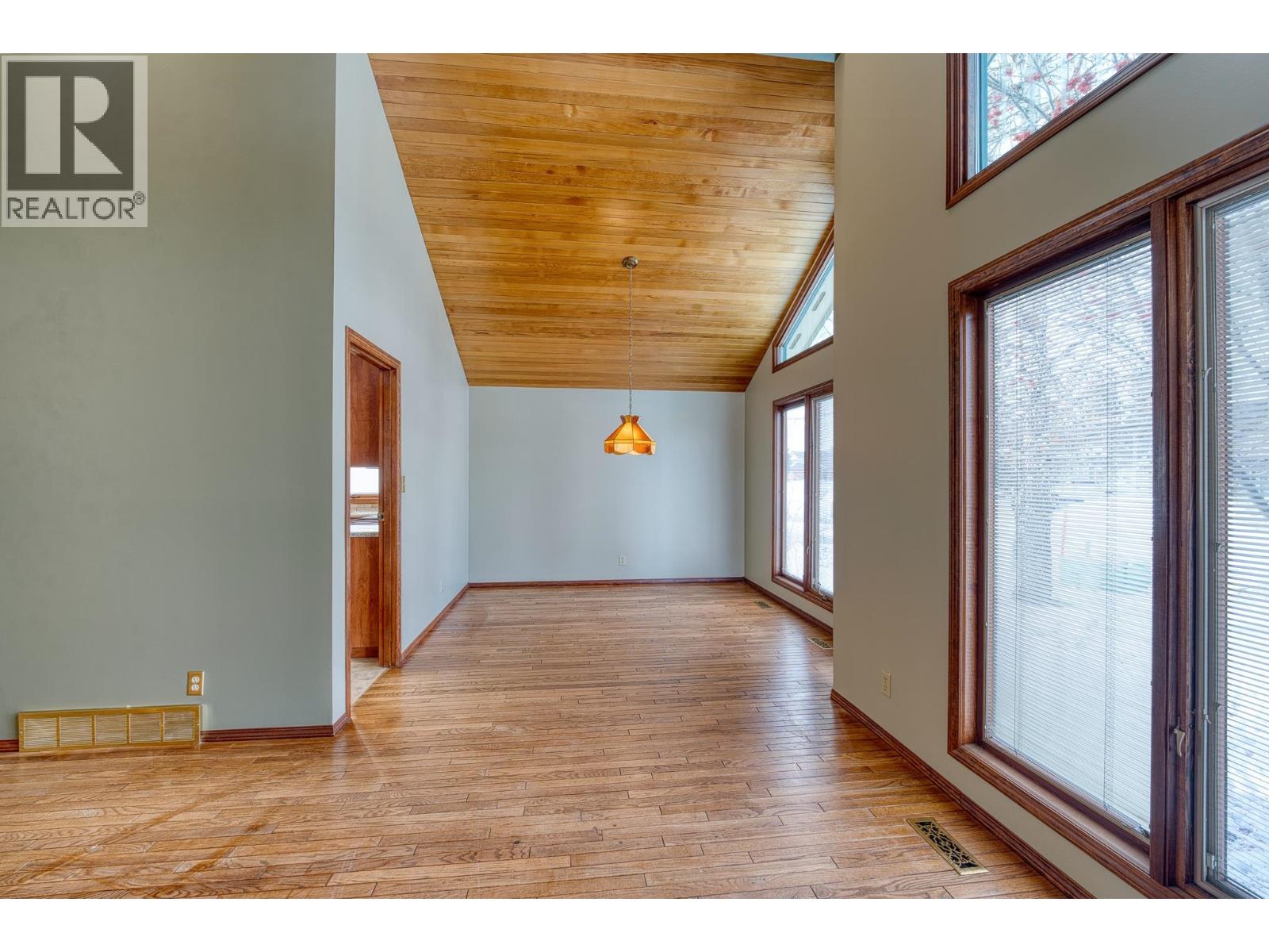 10611 107 STREET, Fort St. John