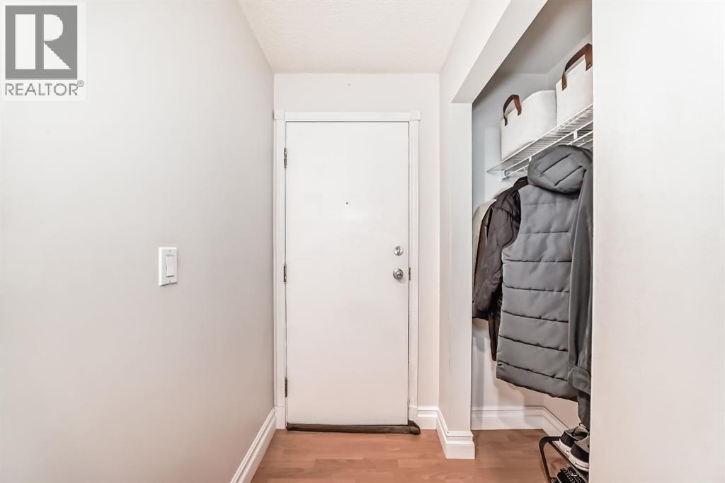 Single Family House for Sale in    Avenue SW Sunalta Calgary 