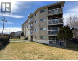 203 803 Fairview Road, Penticton