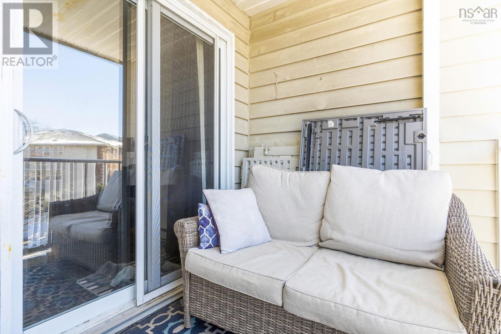 Property 32 of 32 of 308 15 Langbrae Drive