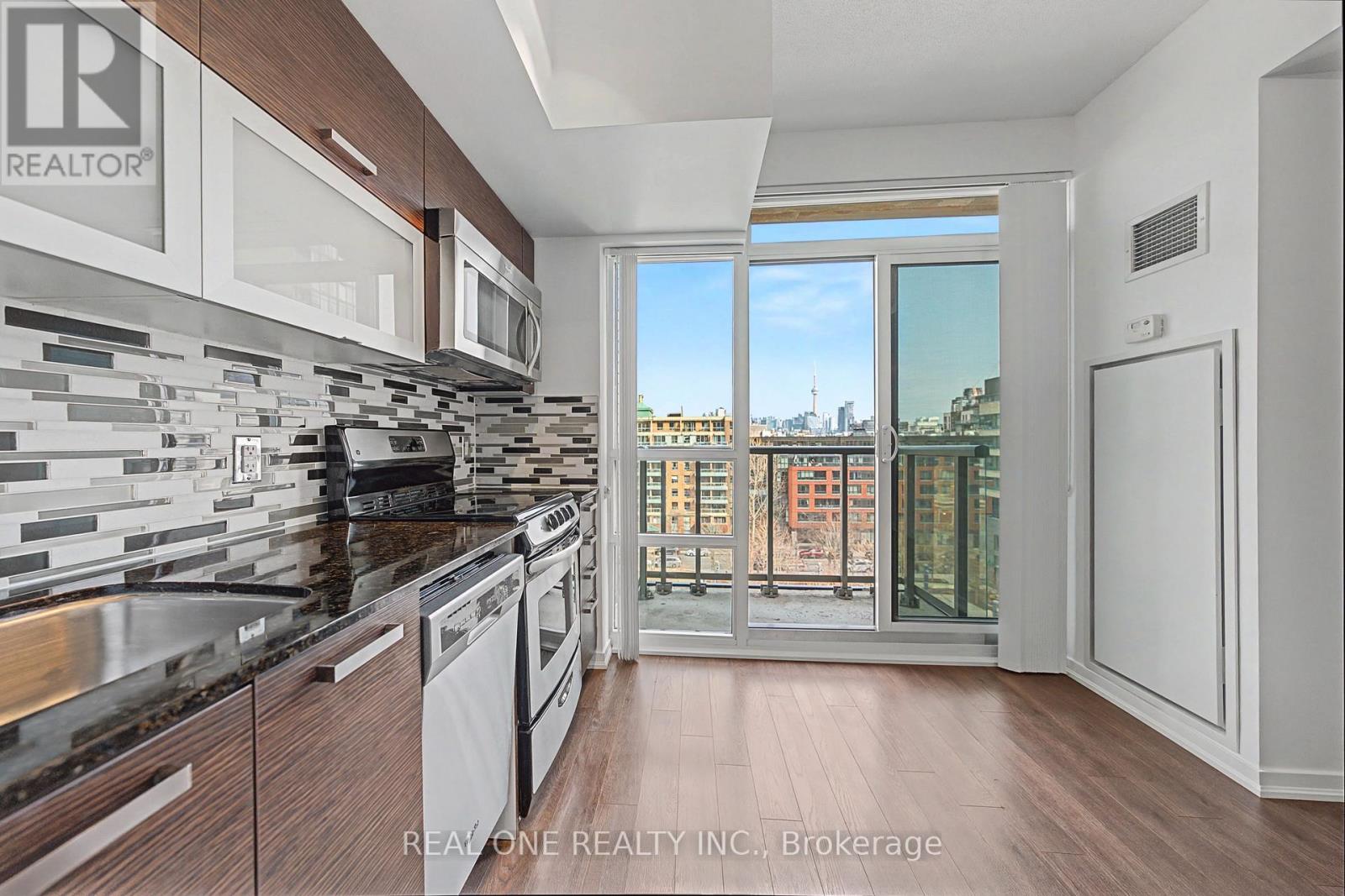 #846 68 ABELL STREET - 5