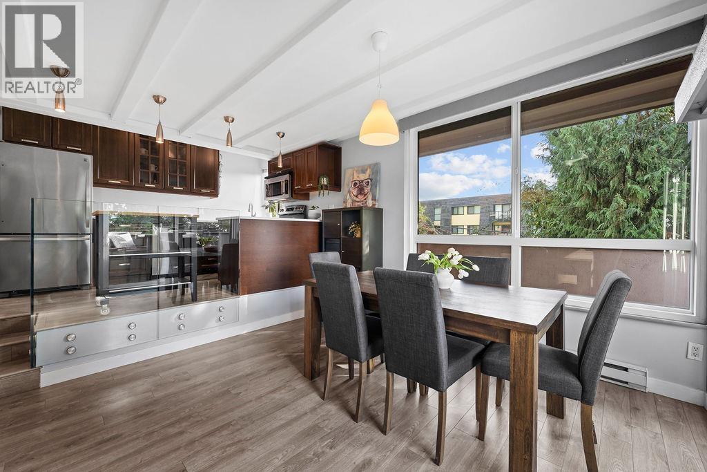 201 341 MAHON AVENUE, North Vancouver