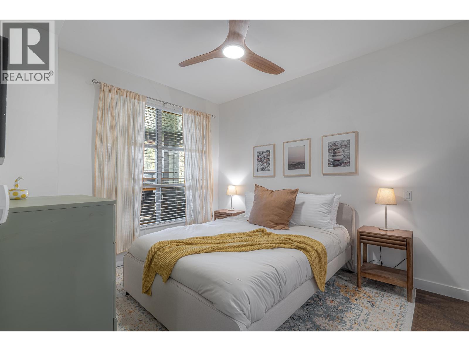 110 1468 ST. ANDREWS AVENUE, North Vancouver