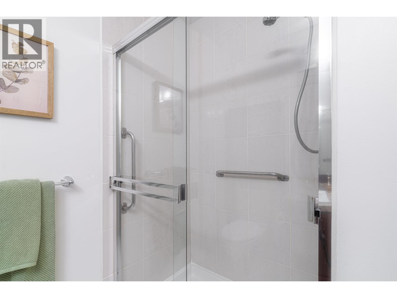 110 1468 ST. ANDREWS AVENUE, North Vancouver