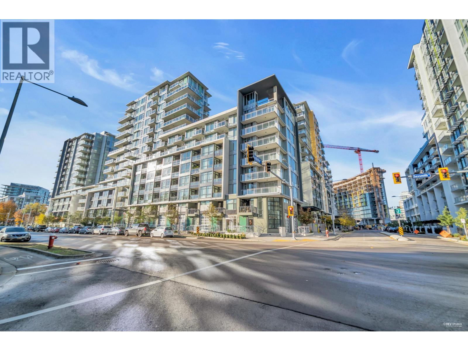 #808-3333 SEXSMITH Road, Richmond